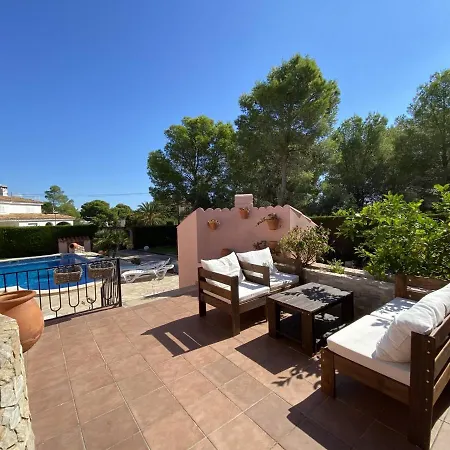 Jessica With Air-conditioning & Private Swimming Pool Villa